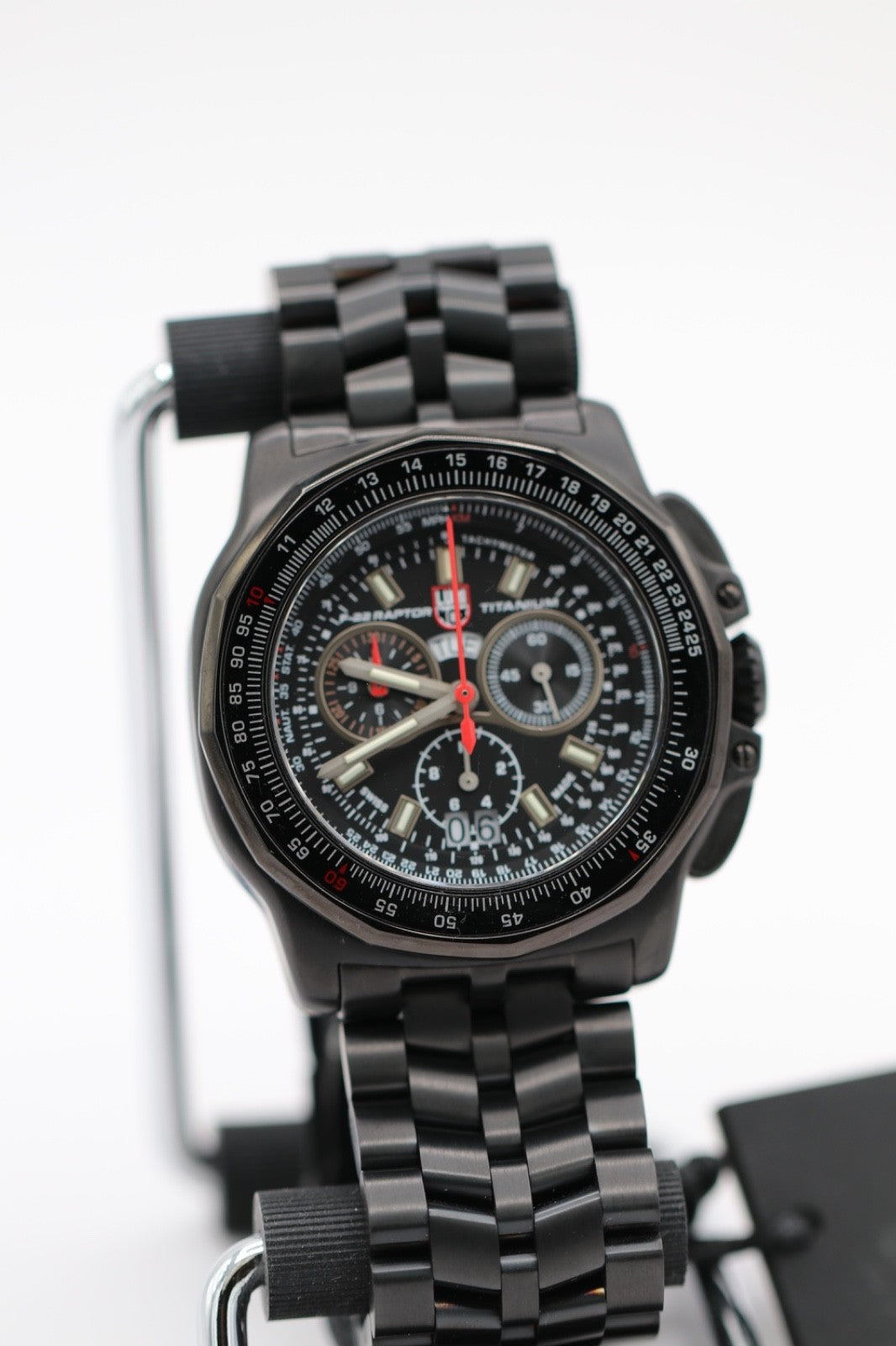 Luminox F22 Raptor 44mm Titanium 9270 Series Pilot Watch XA.9272