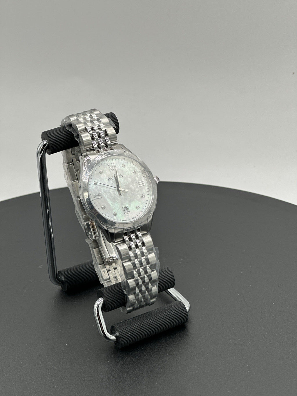 BALMAIN Women Analog Quartz Casual Watch Classic Dress Mother of Pearl Dial Wate