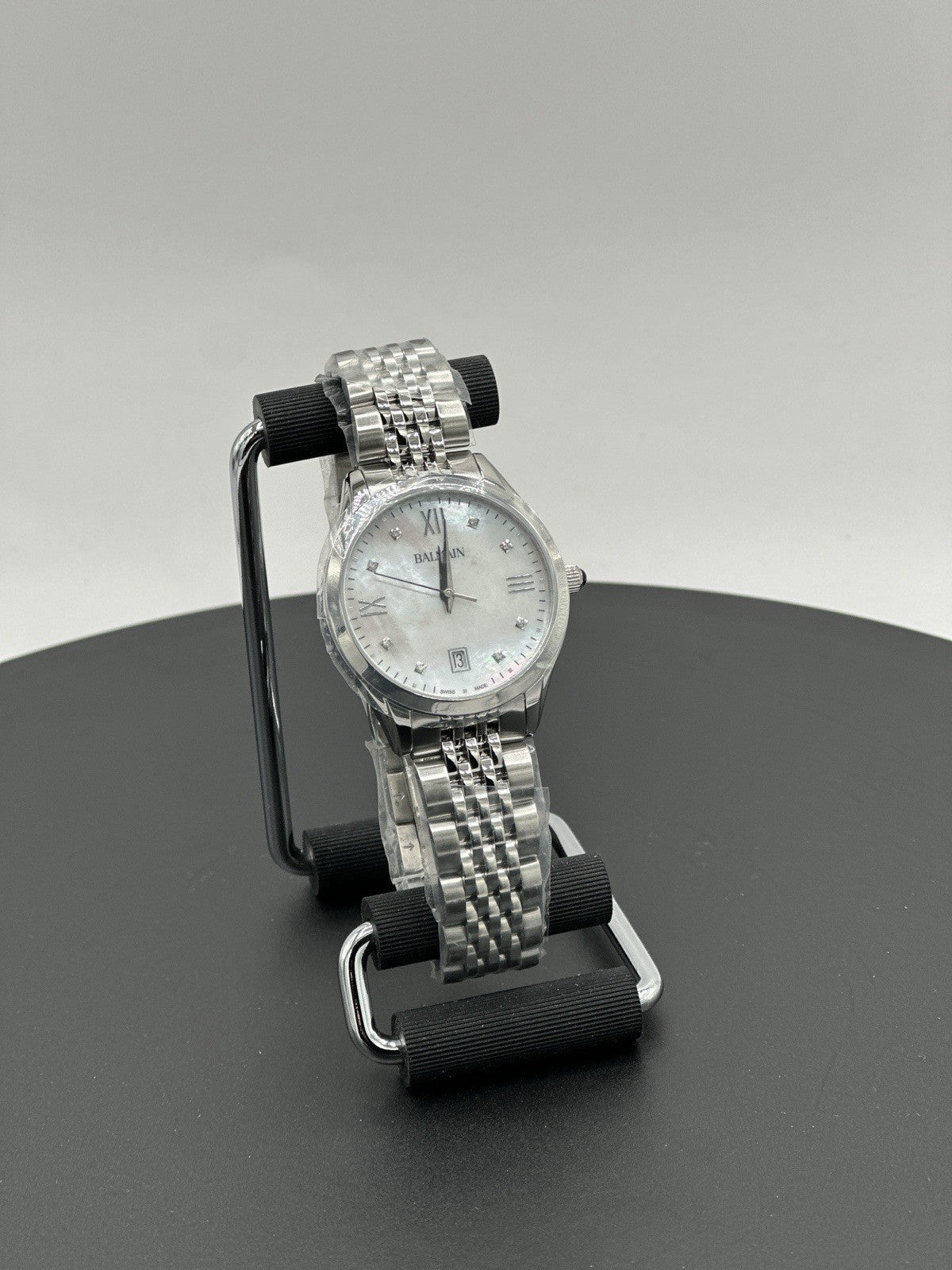 BALMAIN Women Analog Quartz Casual Watch Classic Dress Mother of Pearl Dial Wate