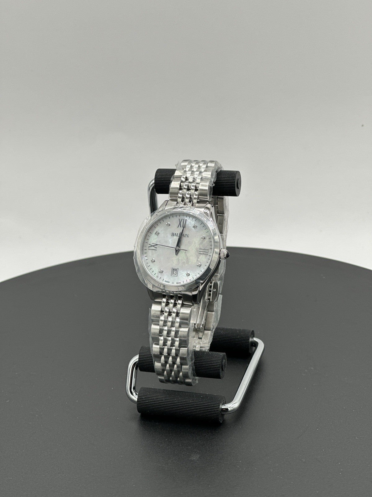 BALMAIN Women Analog Quartz Casual Watch Classic Dress Mother of Pearl Dial Wate