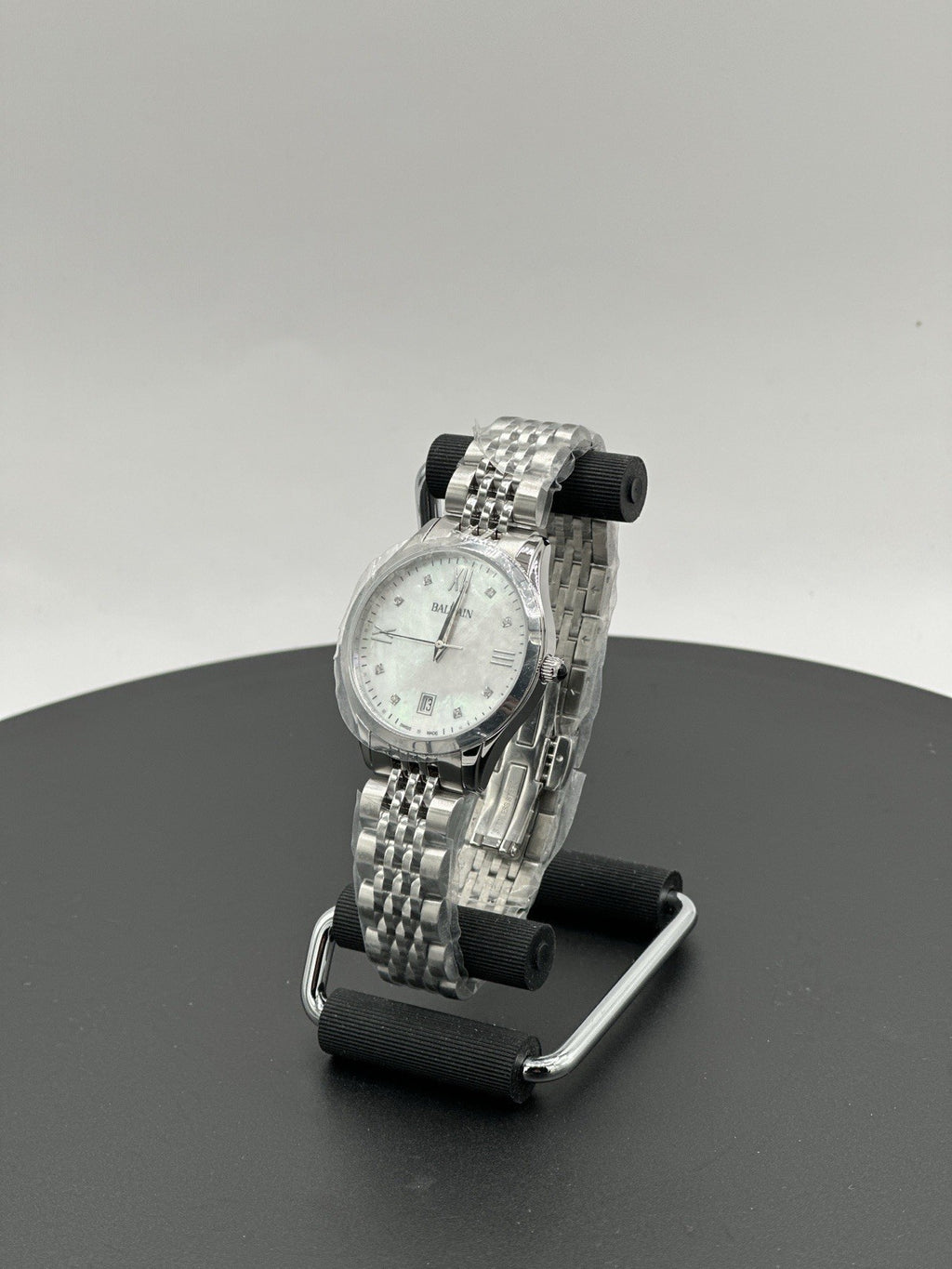BALMAIN Women Analog Quartz Casual Watch Classic Dress Mother of Pearl Dial Wate