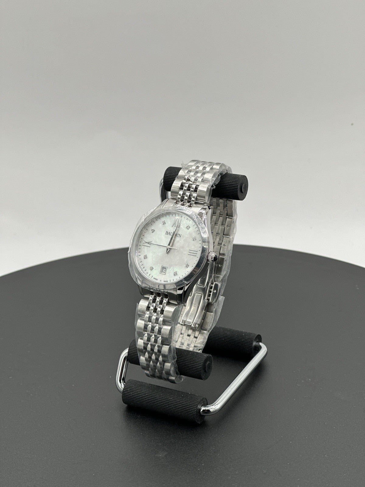 BALMAIN Women Analog Quartz Casual Watch Classic Dress Mother of Pearl Dial Wate