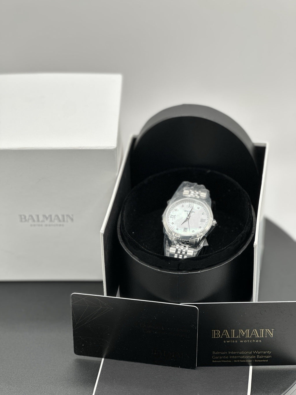 BALMAIN Women Analog Quartz Casual Watch Classic Dress Mother of Pearl Dial Wate