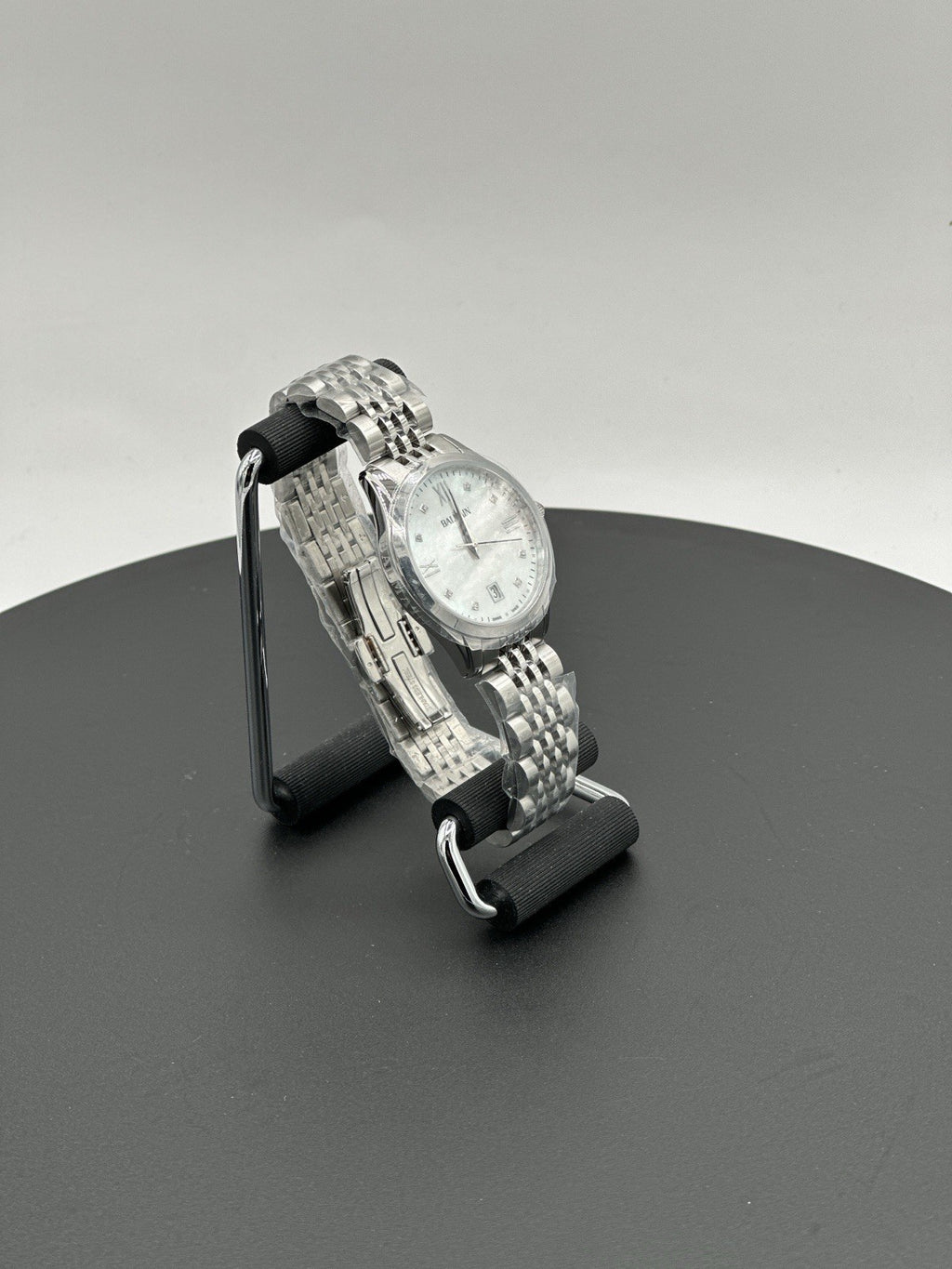 BALMAIN Women Analog Quartz Casual Watch Classic Dress Mother of Pearl Dial Wate