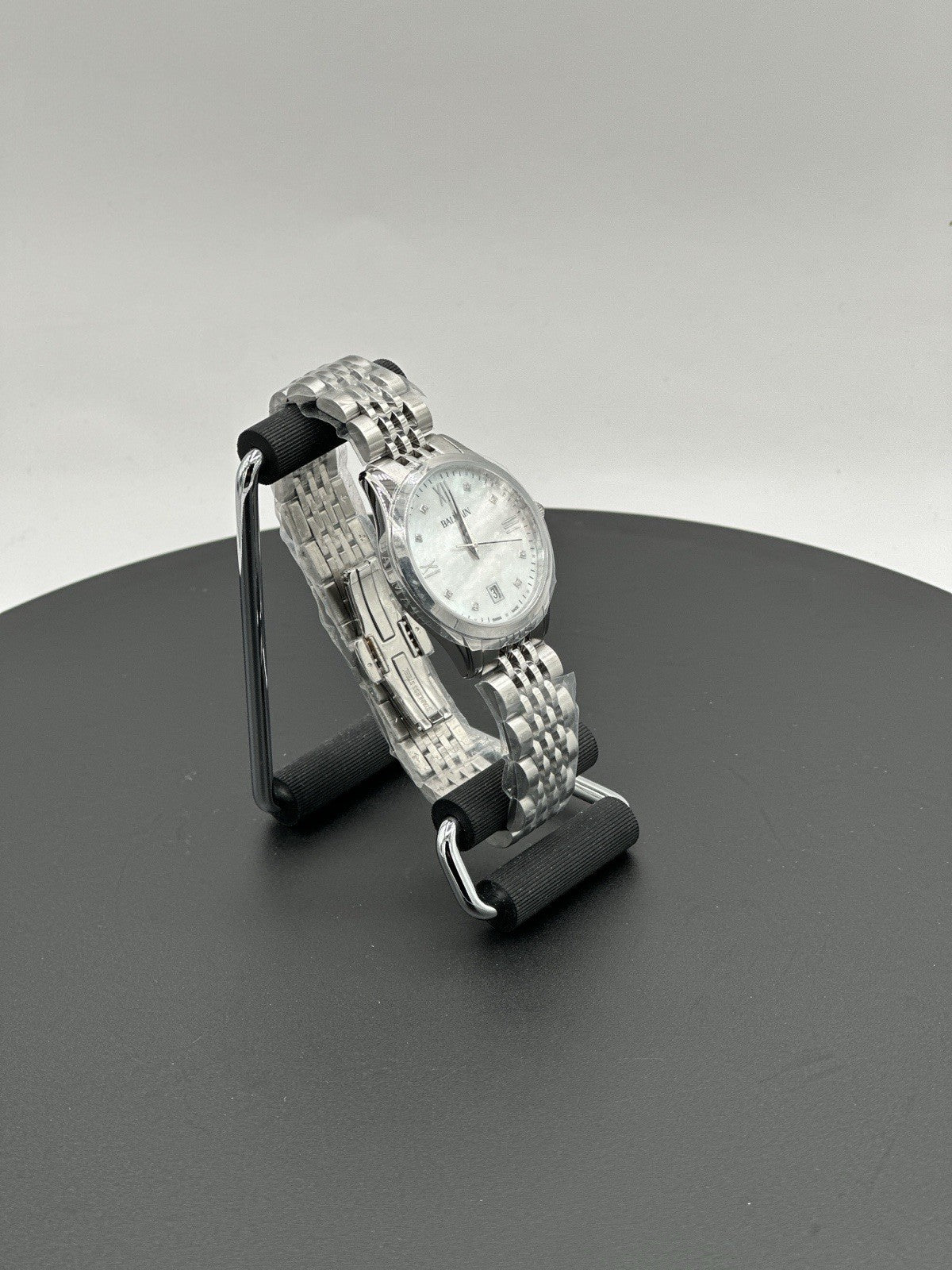 BALMAIN Women Analog Quartz Casual Watch Classic Dress Mother of Pearl Dial Wate