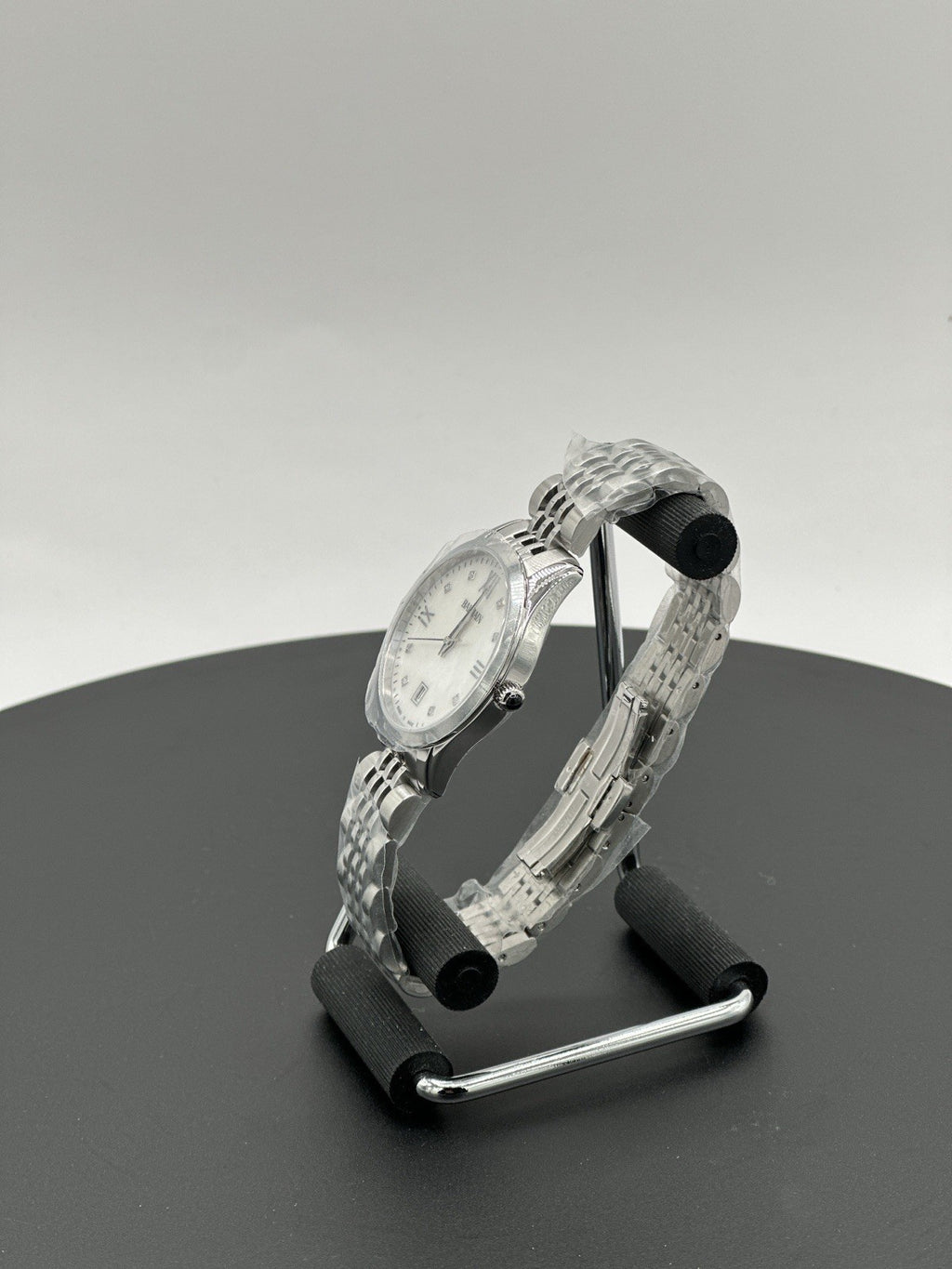 BALMAIN Women Analog Quartz Casual Watch Classic Dress Mother of Pearl Dial Wate